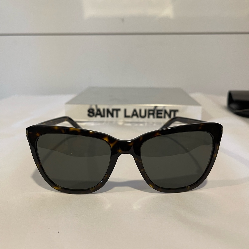 Saint Laurent Women's Sunglasses | SL 548 Slim-002 | Havana-colored - Picture 3 of 6